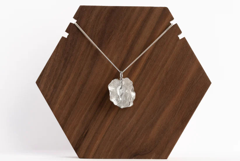 Large Bushwillow pendant - Platinum