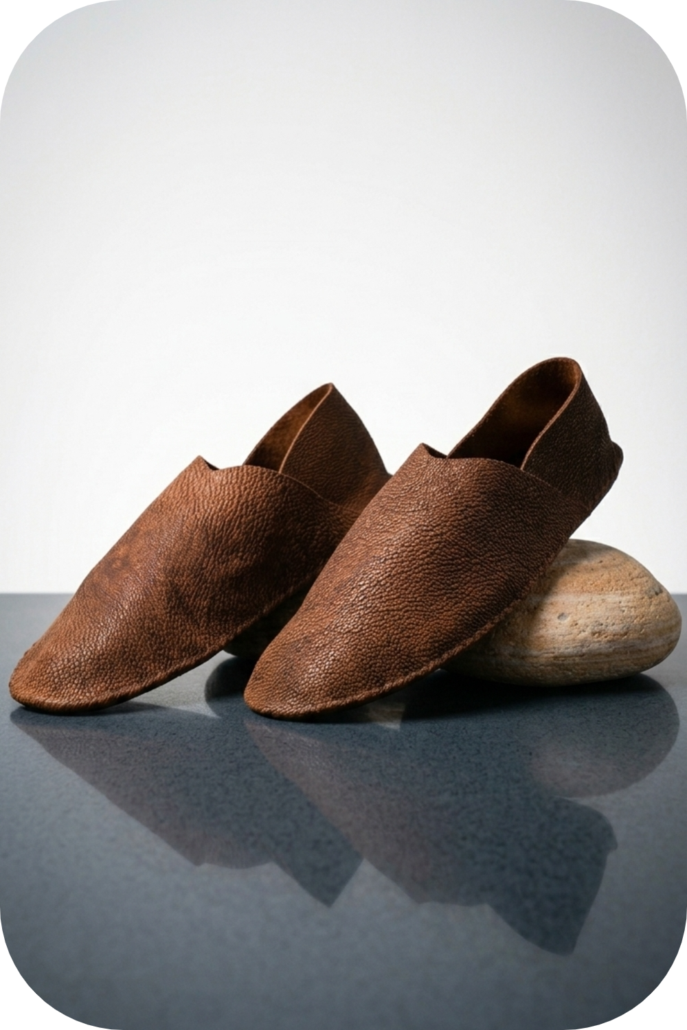 Bee Grounded Men’s & Ladies Leather Grounding Shoes